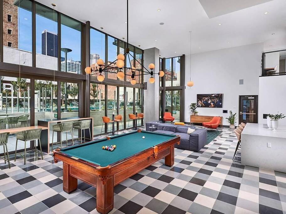 Top Floor High Rise 3 Bed Dtla Skyscraper Penthouse 로스앤젤레스 외부 사진